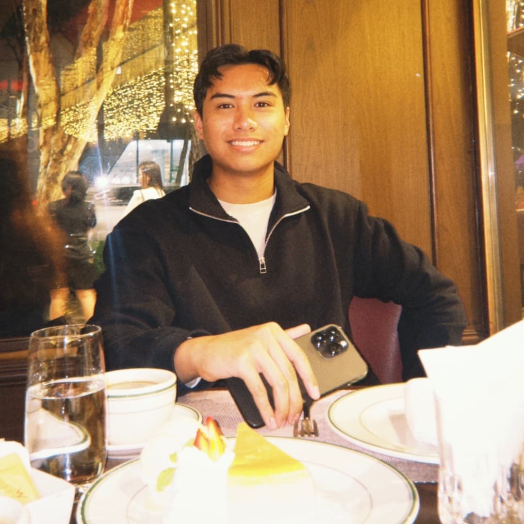 Evan, founder of The Savvy Expat, in the Philippines