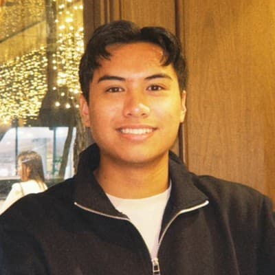 Evan Lorezca, founder of Savvy Expat